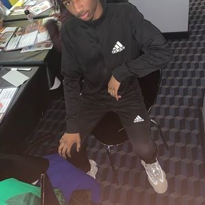 Meet your Posher, Tyrone